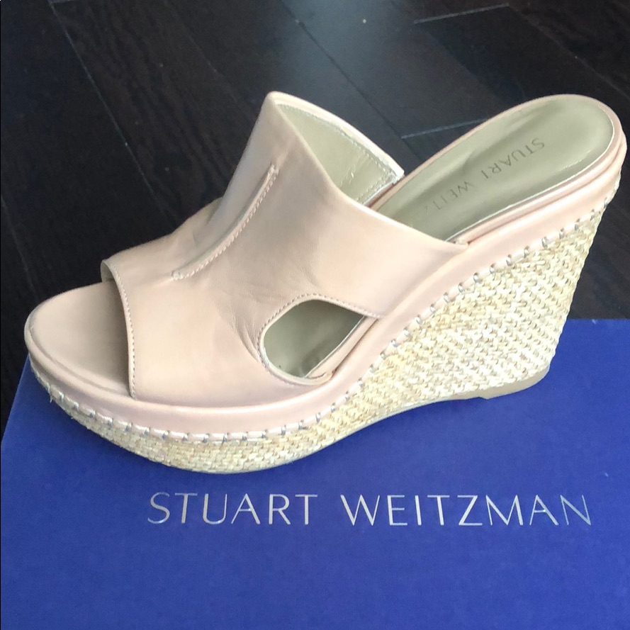 *New* Stuart Weitzman Nude Leather Wedges